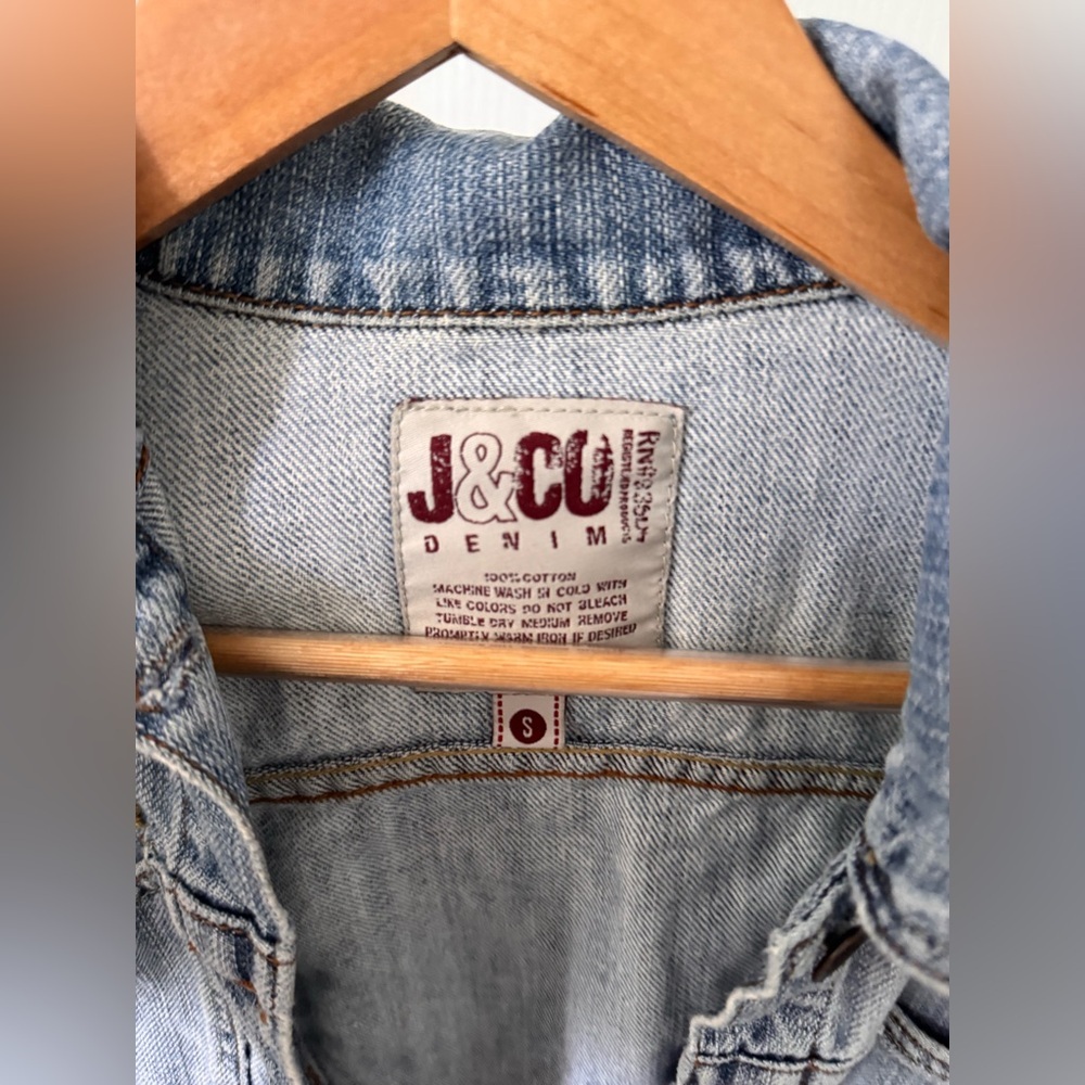 J&Co Jean Jacket Size S - Picture 2 of 6